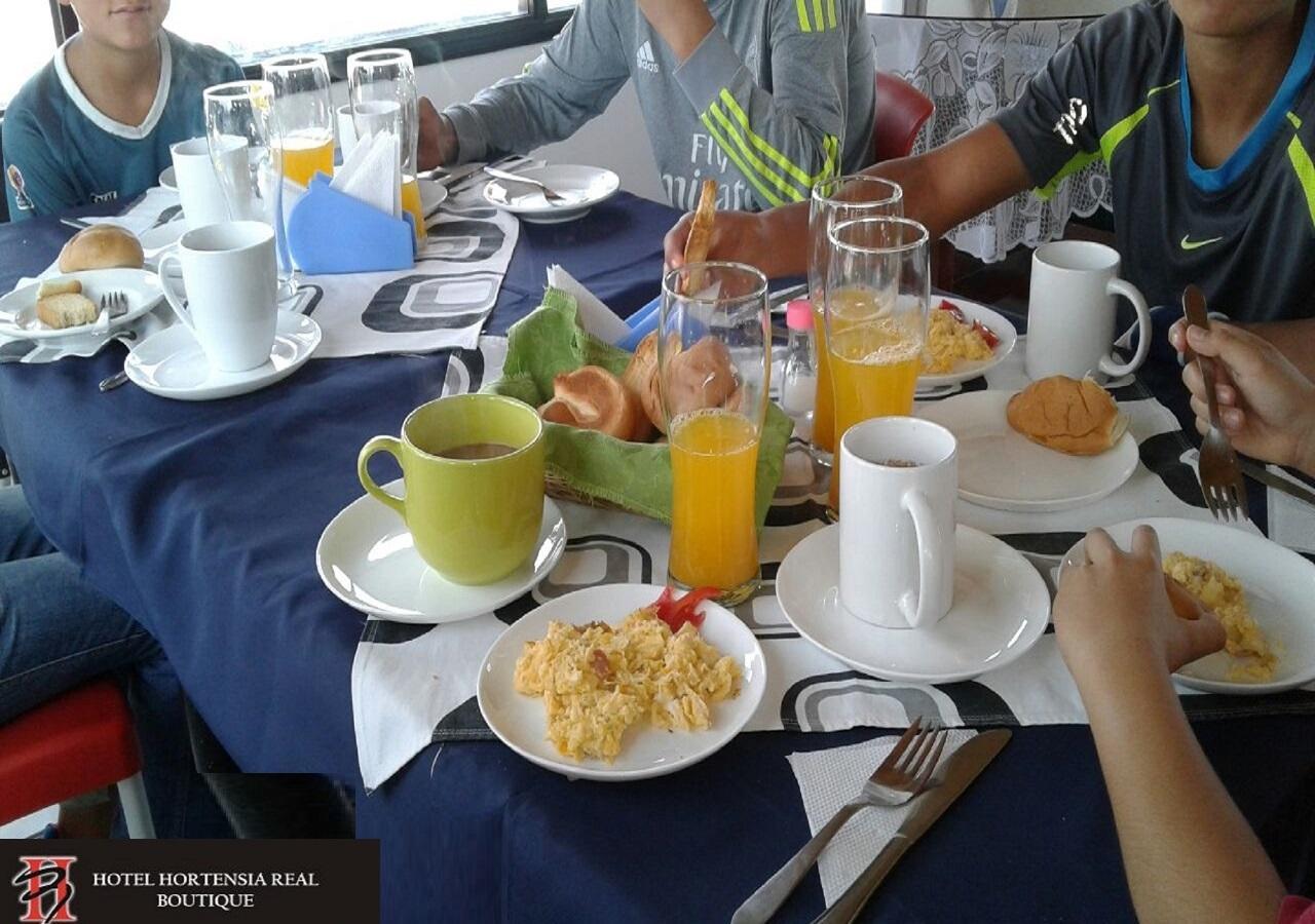 Hotel Hortensia Real ไพพ่า ภายนอก รูปภาพ