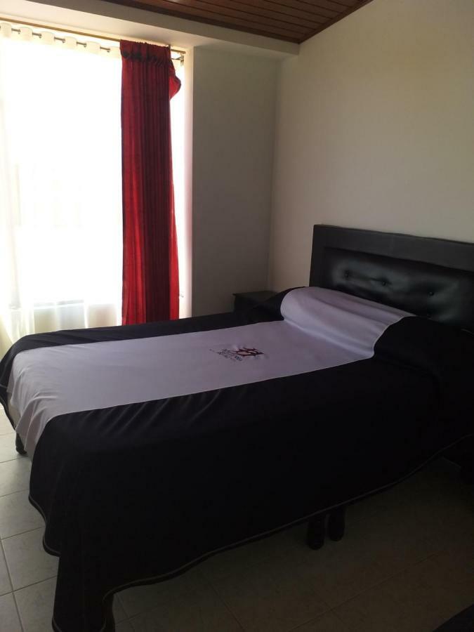 Hotel Hortensia Real ไพพ่า ภายนอก รูปภาพ